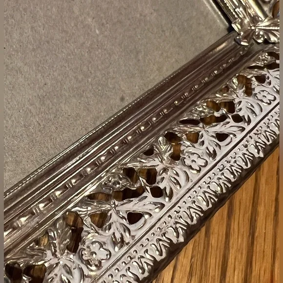 Vintage Goldtone Metal Photo Frame Duo ๐ - Picture 3 of 16